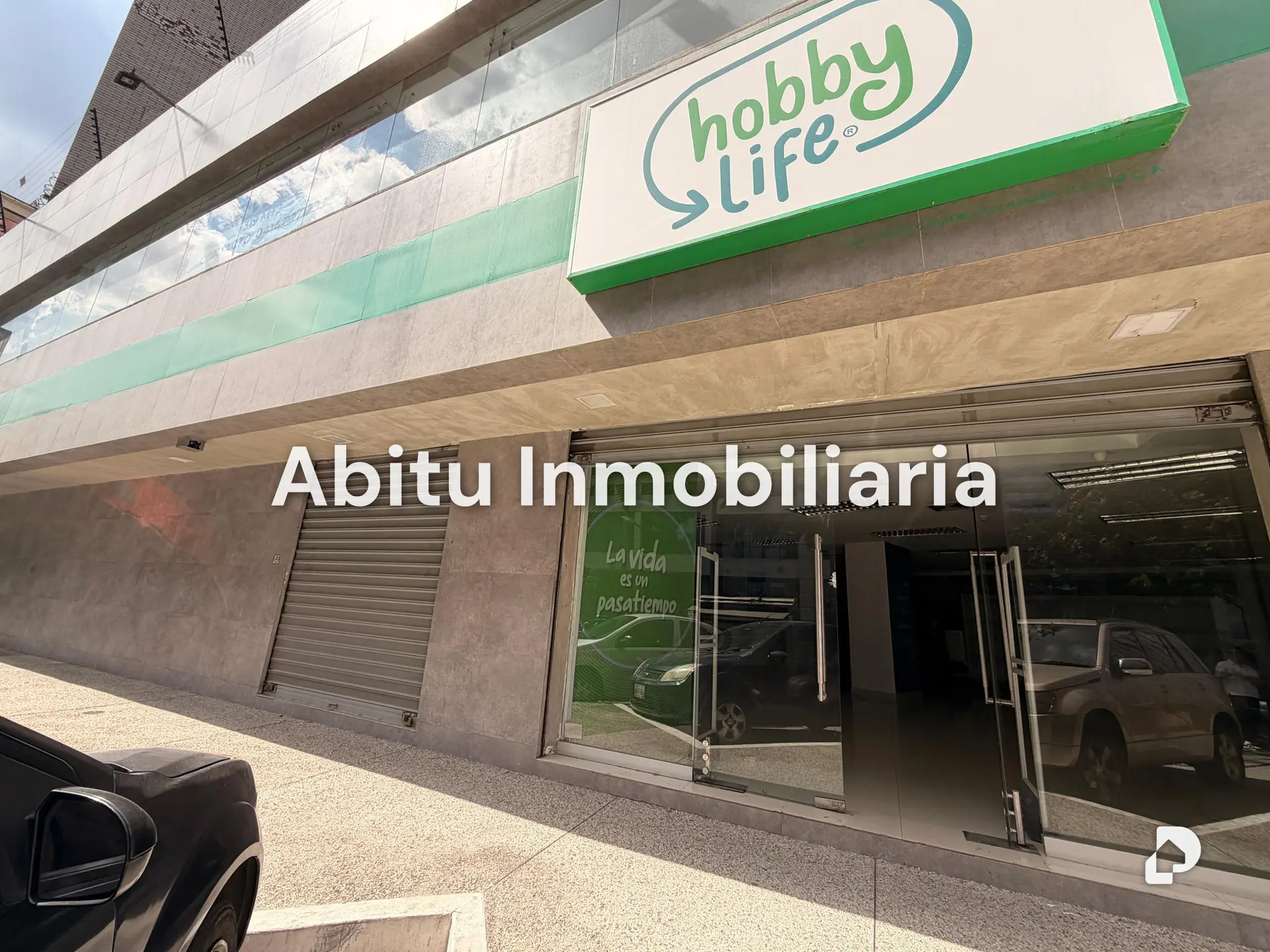 Local comercial en Campo Alegre, Caracas – 13