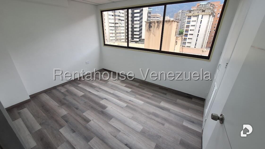 Oficina en Sabana Grande, Caracas – 9