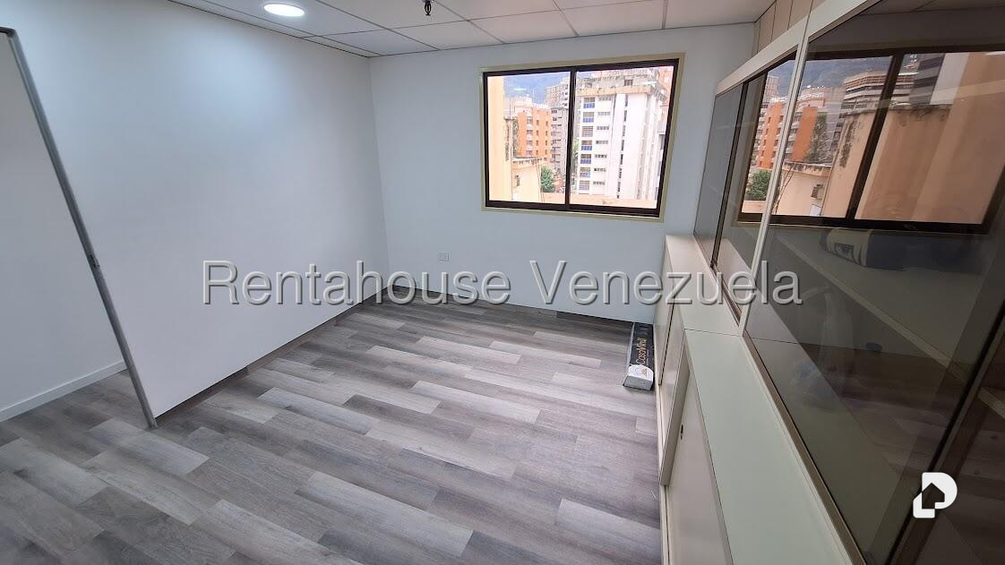 Oficina en Sabana Grande, Caracas – 8