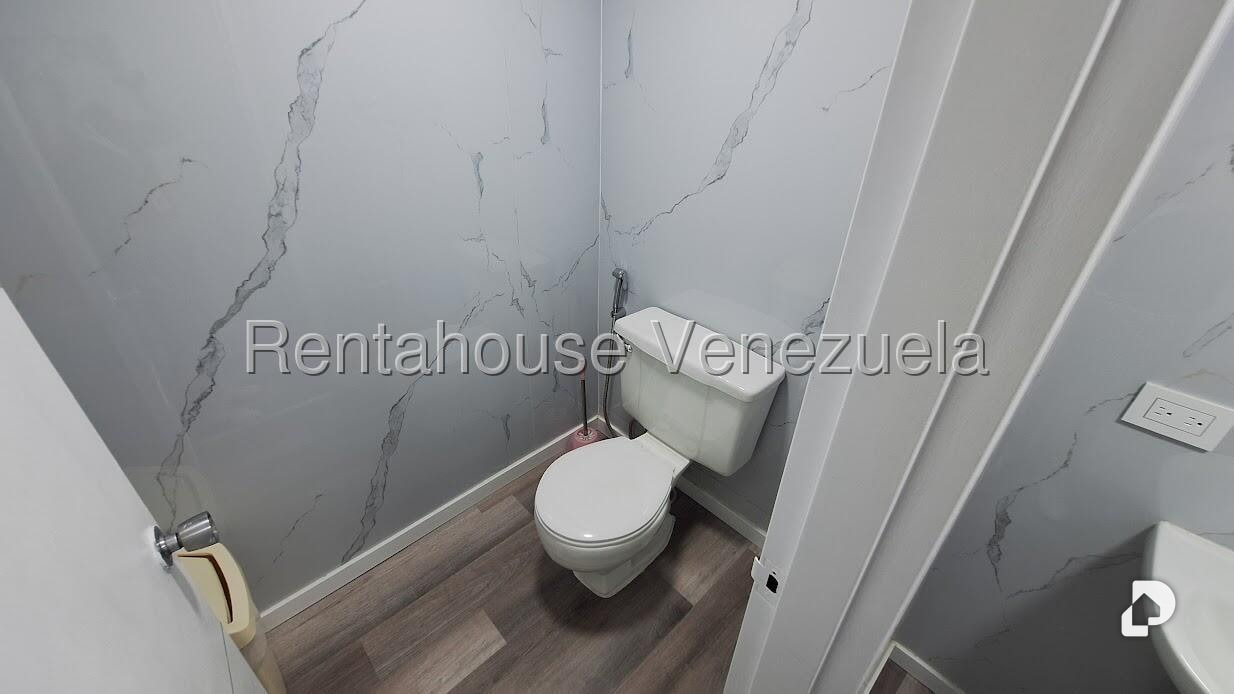 Oficina en Sabana Grande, Caracas – 14