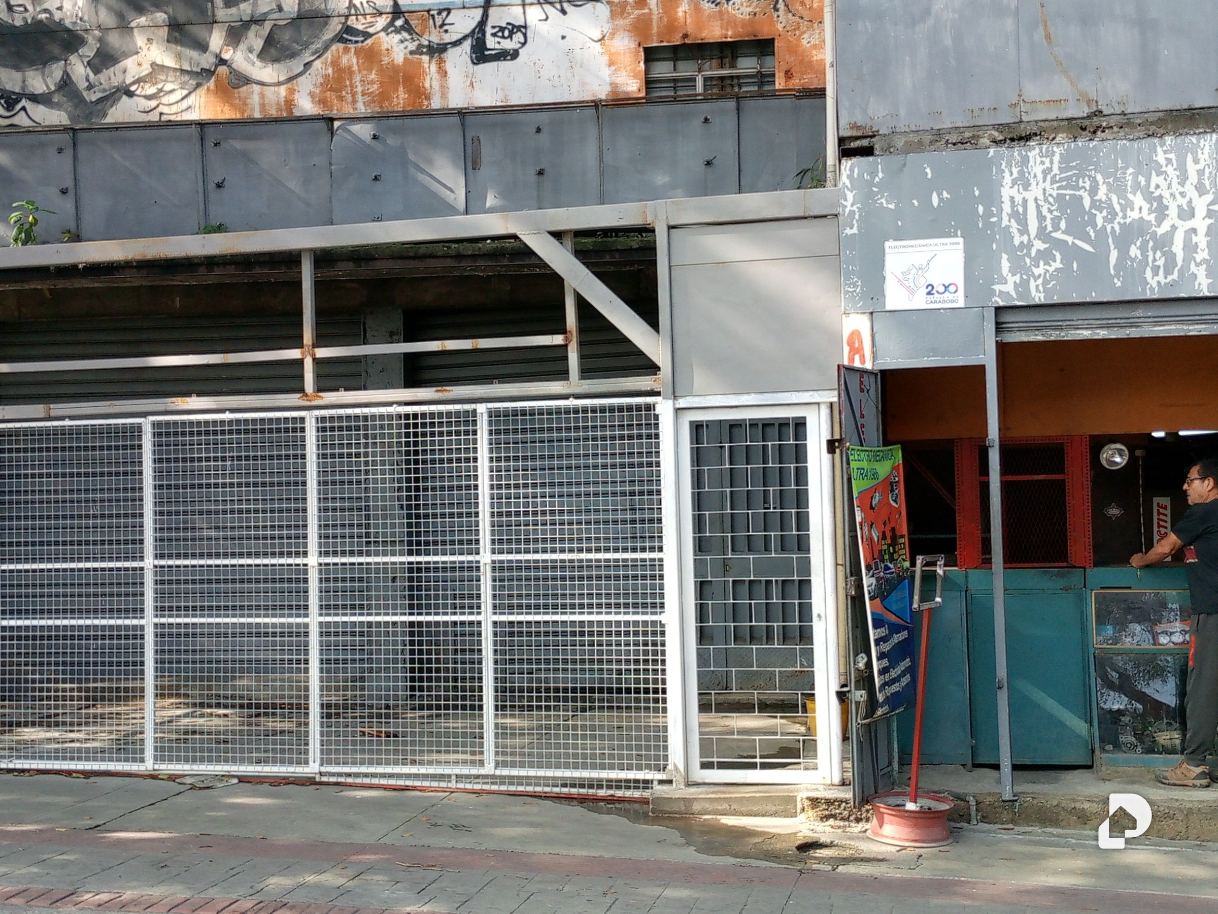 Local comercial en Avenida Nueva Granada La Bandera, Caracas – 1