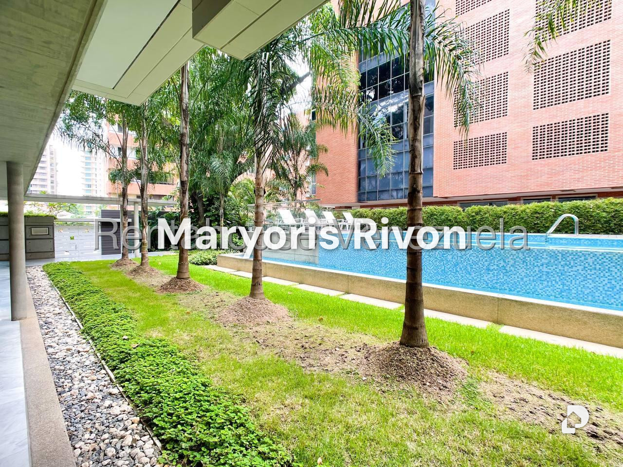 Apartamento en Campo Alegre, Caracas – 28