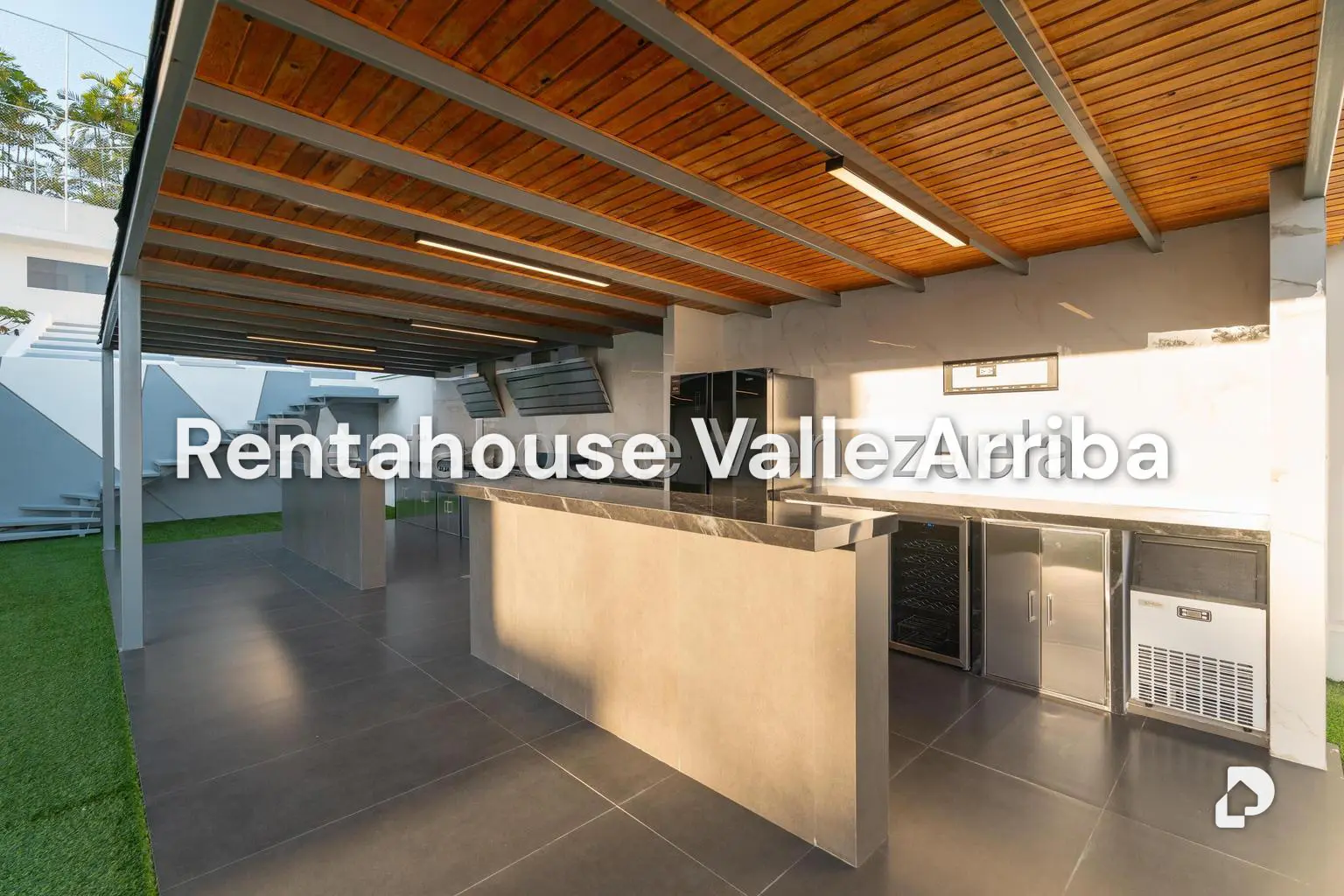 House in La Lagunita Country Club, Caracas – 15