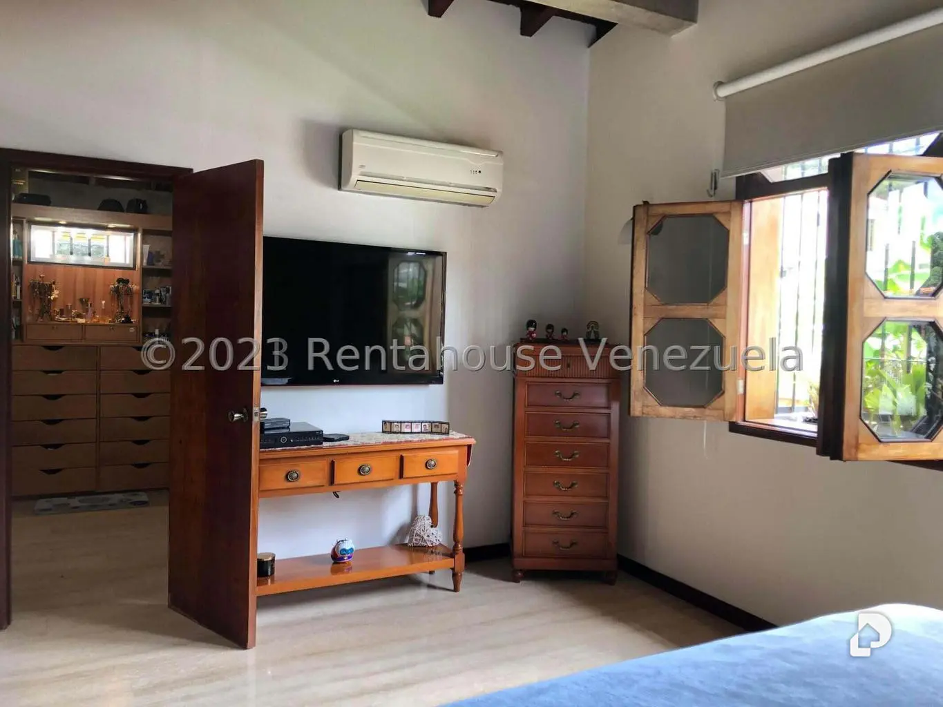 Casa en Prados del Este, Caracas – 19