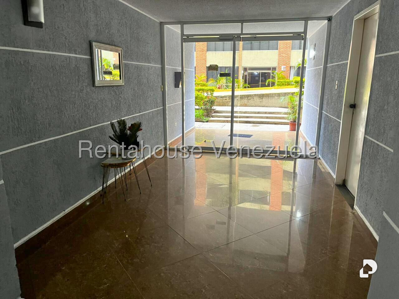 Apartamento en Los Naranjos Humboldt, Caracas