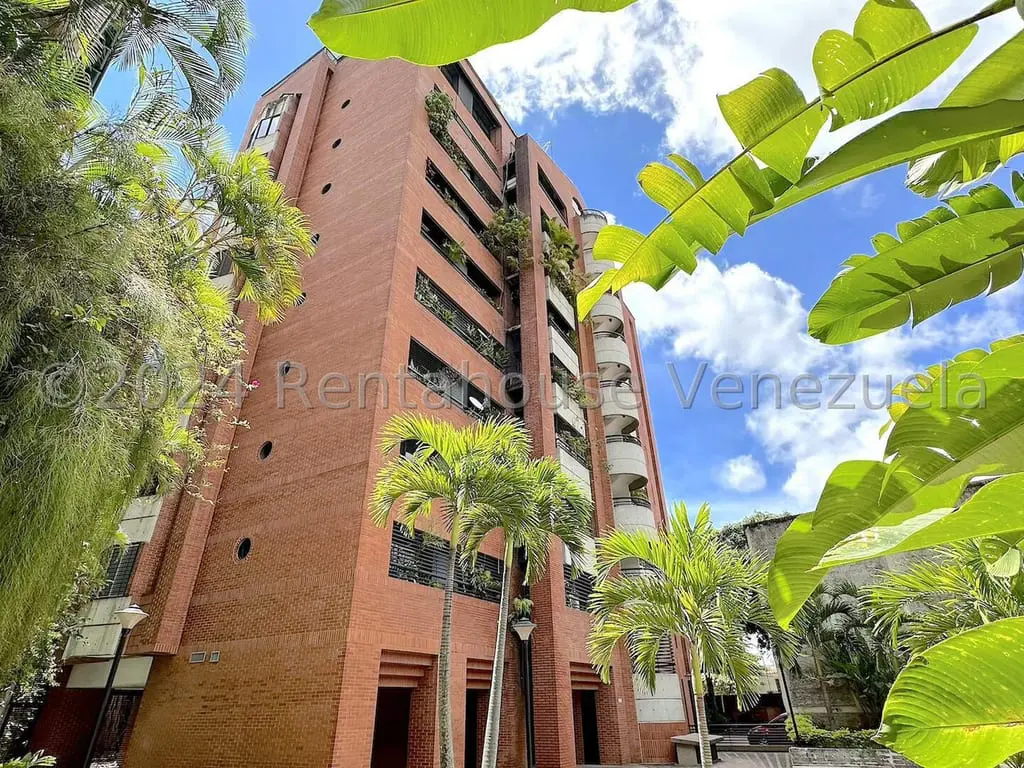 Apartment in El Pedregal, Caracas - 1