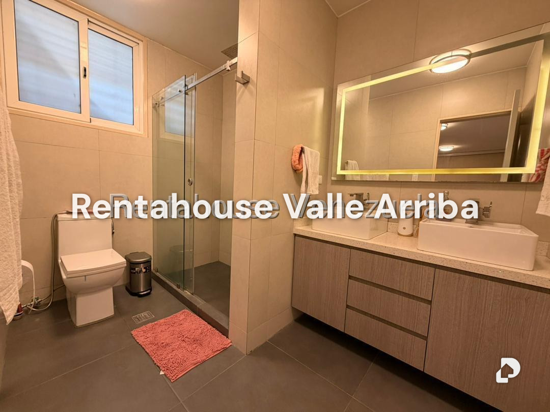 Apartment in La Florida, Caracas – 20