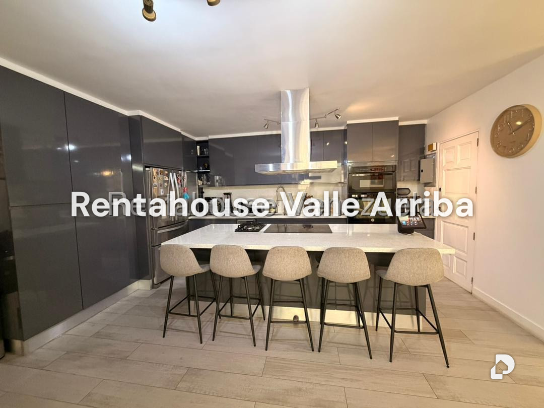 Apartment in La Florida, Caracas – 8