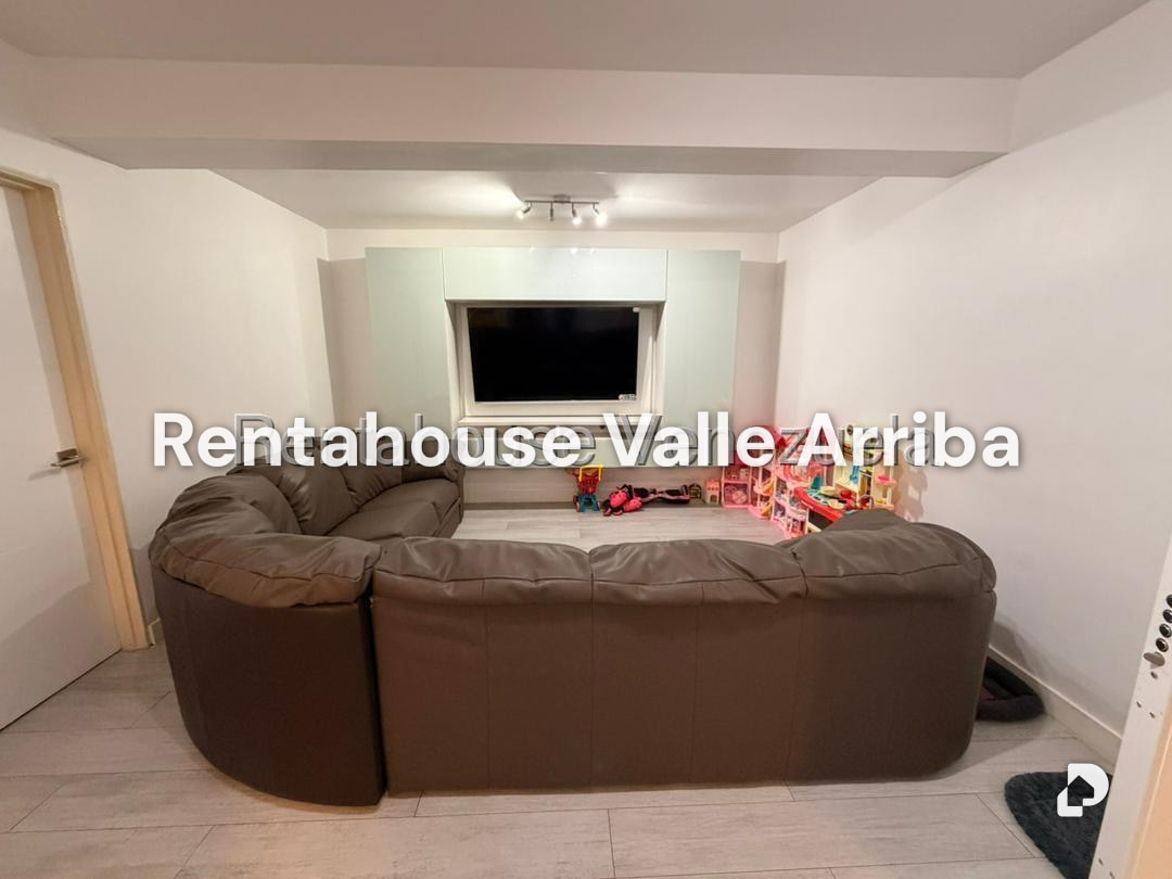 Apartment in La Florida, Caracas – 13