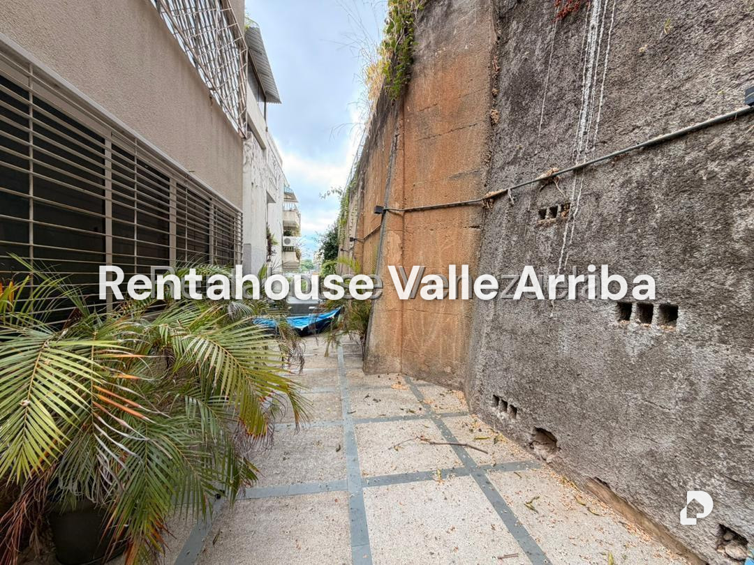 Apartment in La Florida, Caracas – 28