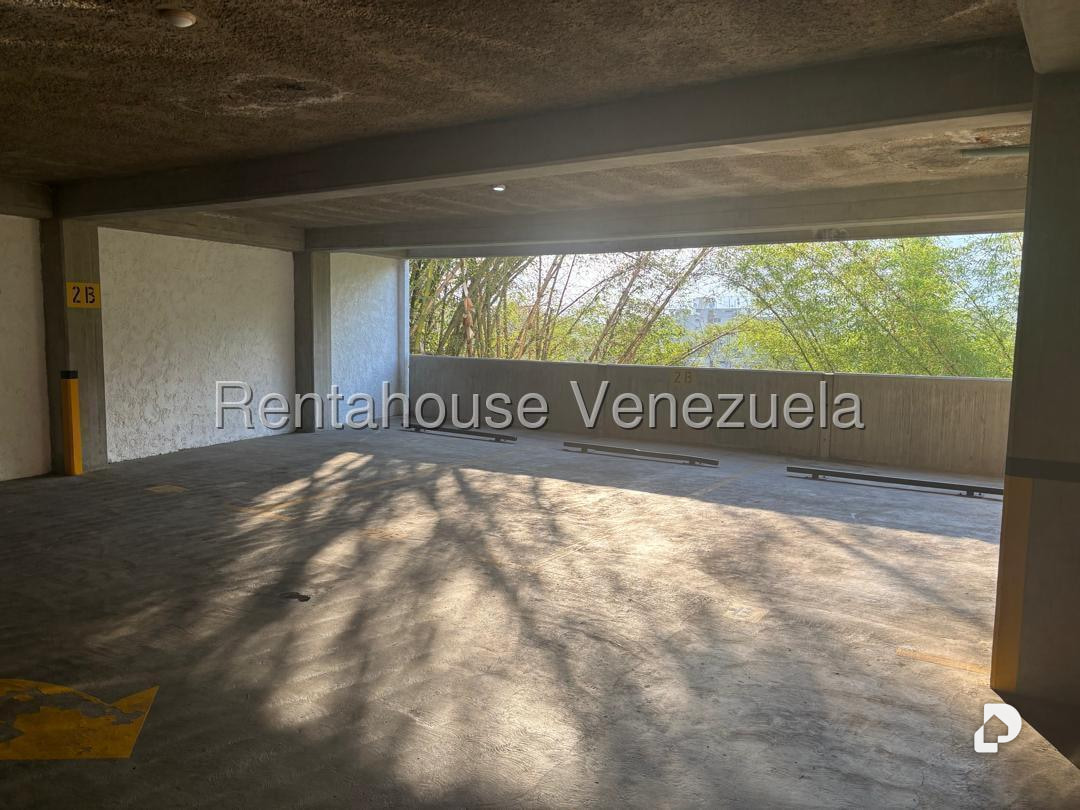 Apartamento en Miranda, Caracas – 24