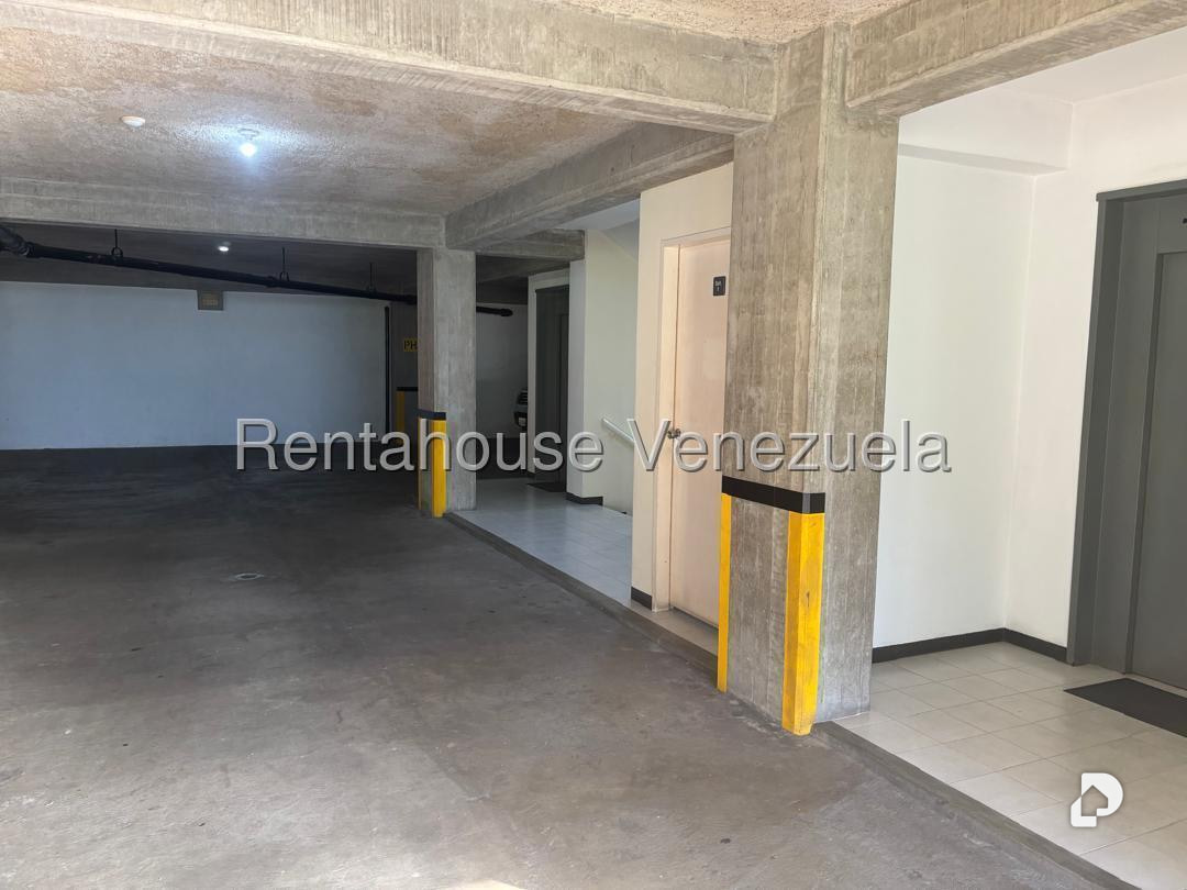 Apartamento en Miranda, Caracas – 25