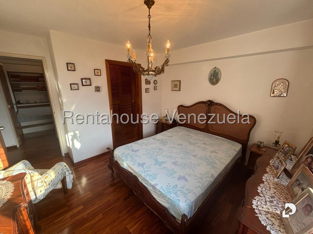 Apartamento en Miranda, Caracas – 18