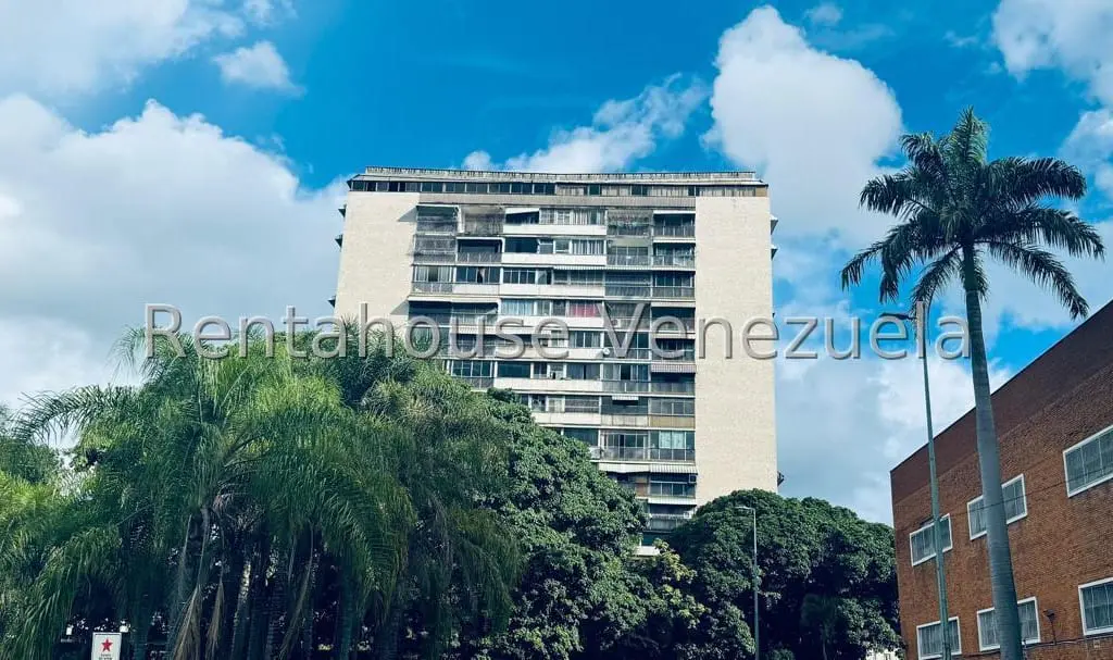 Apartamento en Los Chaguaramos, Caracas - 1