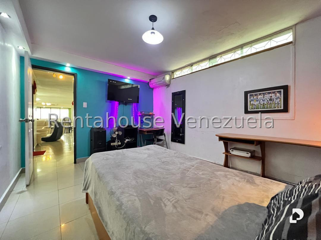 Apartamento en Los Chaguaramos, Caracas