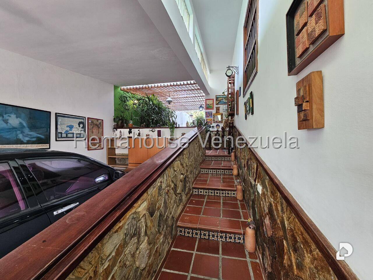 Casa en Los Palos Grandes, Caracas – 9