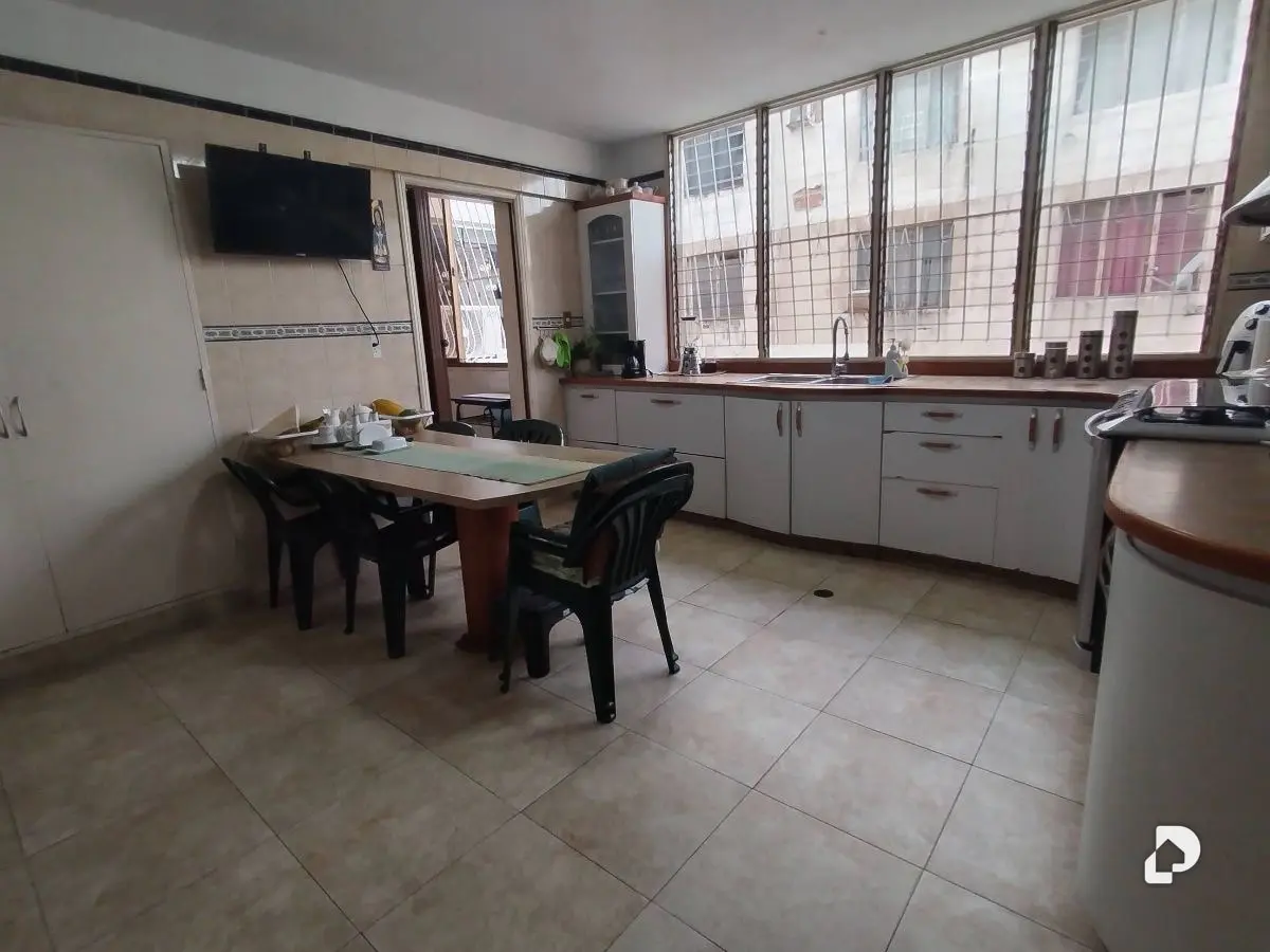 Apartamento en Parroquia Urbana San José, Valencia – 6