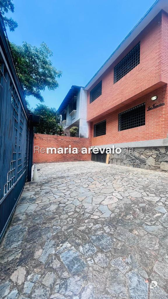 Casa en Lomas de Chuao, Caracas – 16