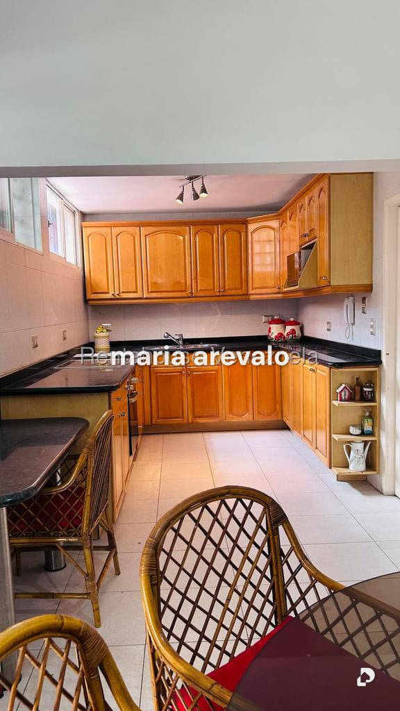 Casa en Lomas de Chuao, Caracas – 13