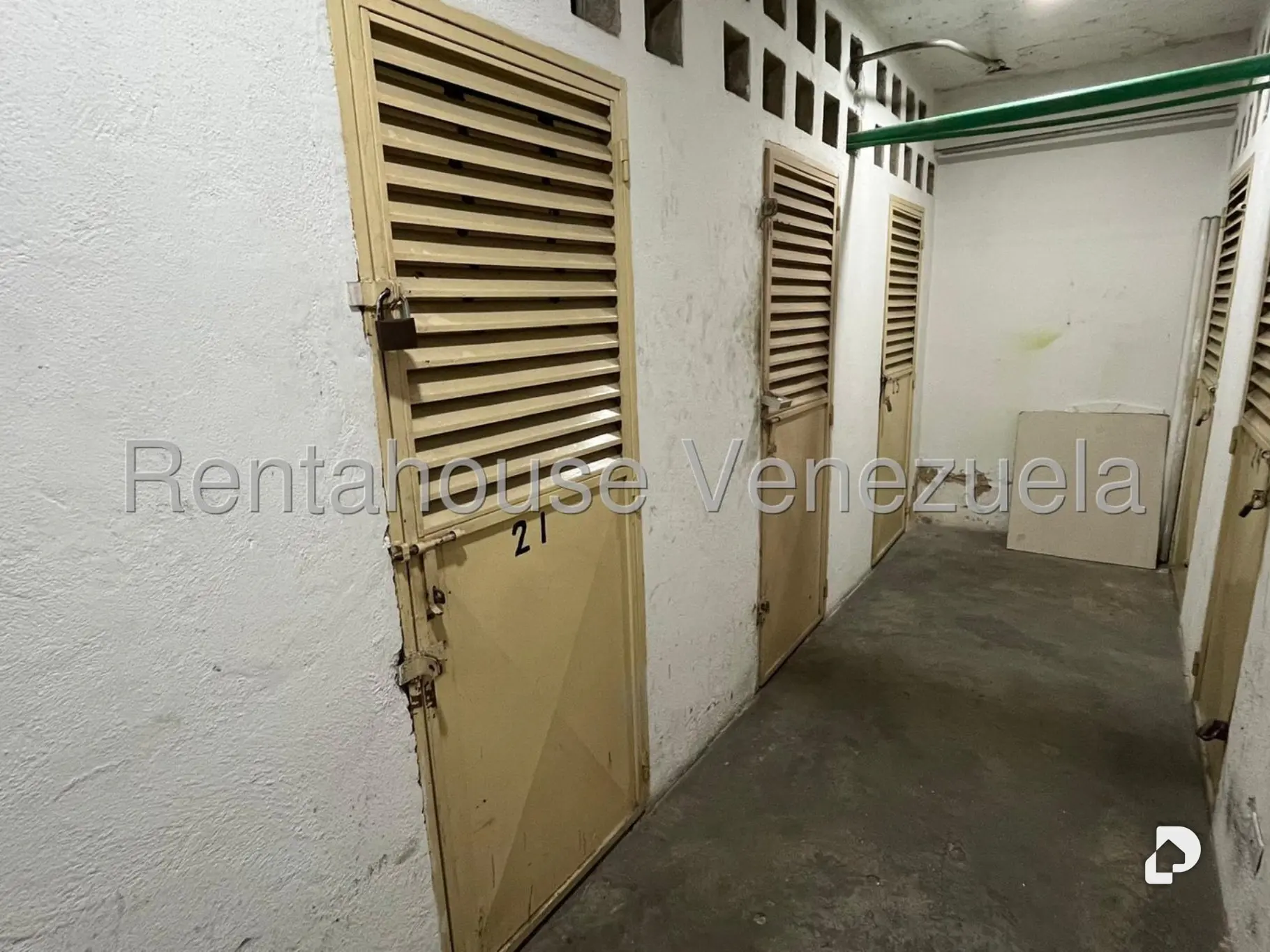 Oficina en Chuao, Caracas – 13
