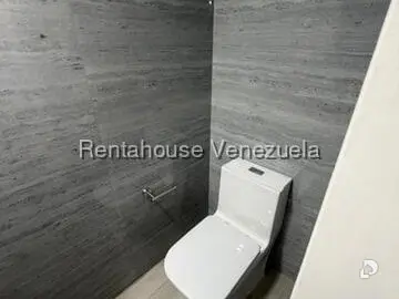 Oficina en Chuao, Caracas – 4