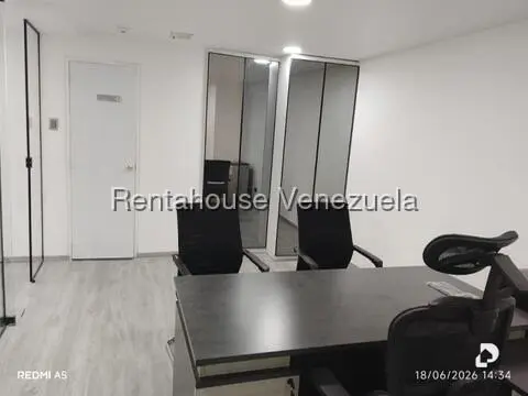 Oficina en Chuao, Caracas – 8