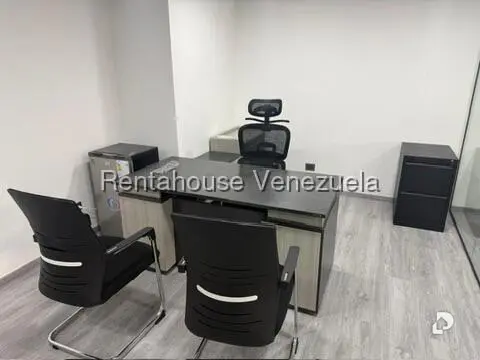 Oficina en Chuao, Caracas – 2