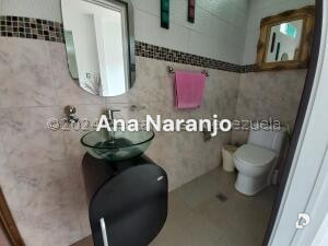Casa en Prados del Este, Caracas – 23