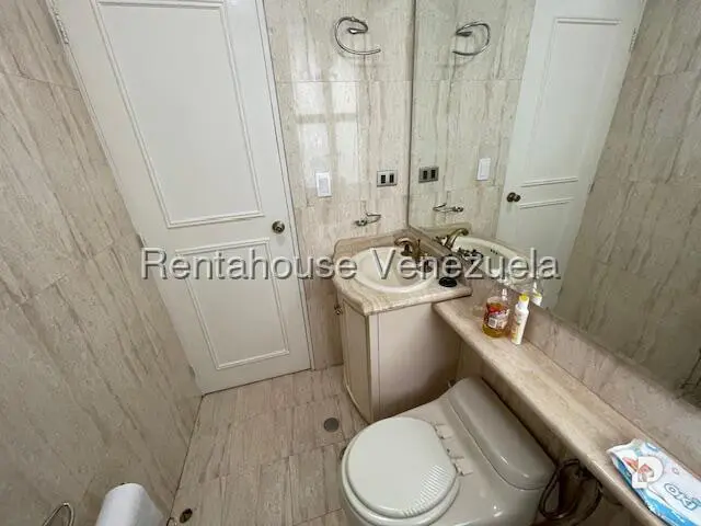 Casa en Prados del Este, Caracas – 27