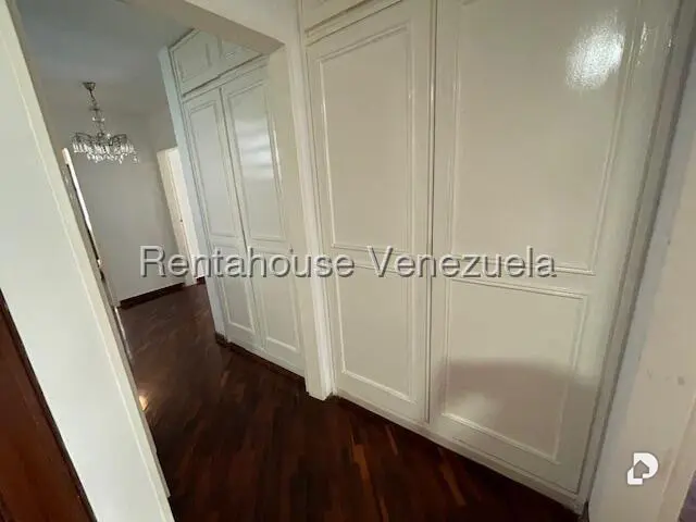 Casa en Prados del Este, Caracas – 13