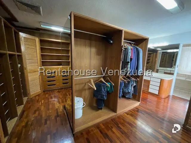 Casa en Prados del Este, Caracas – 21