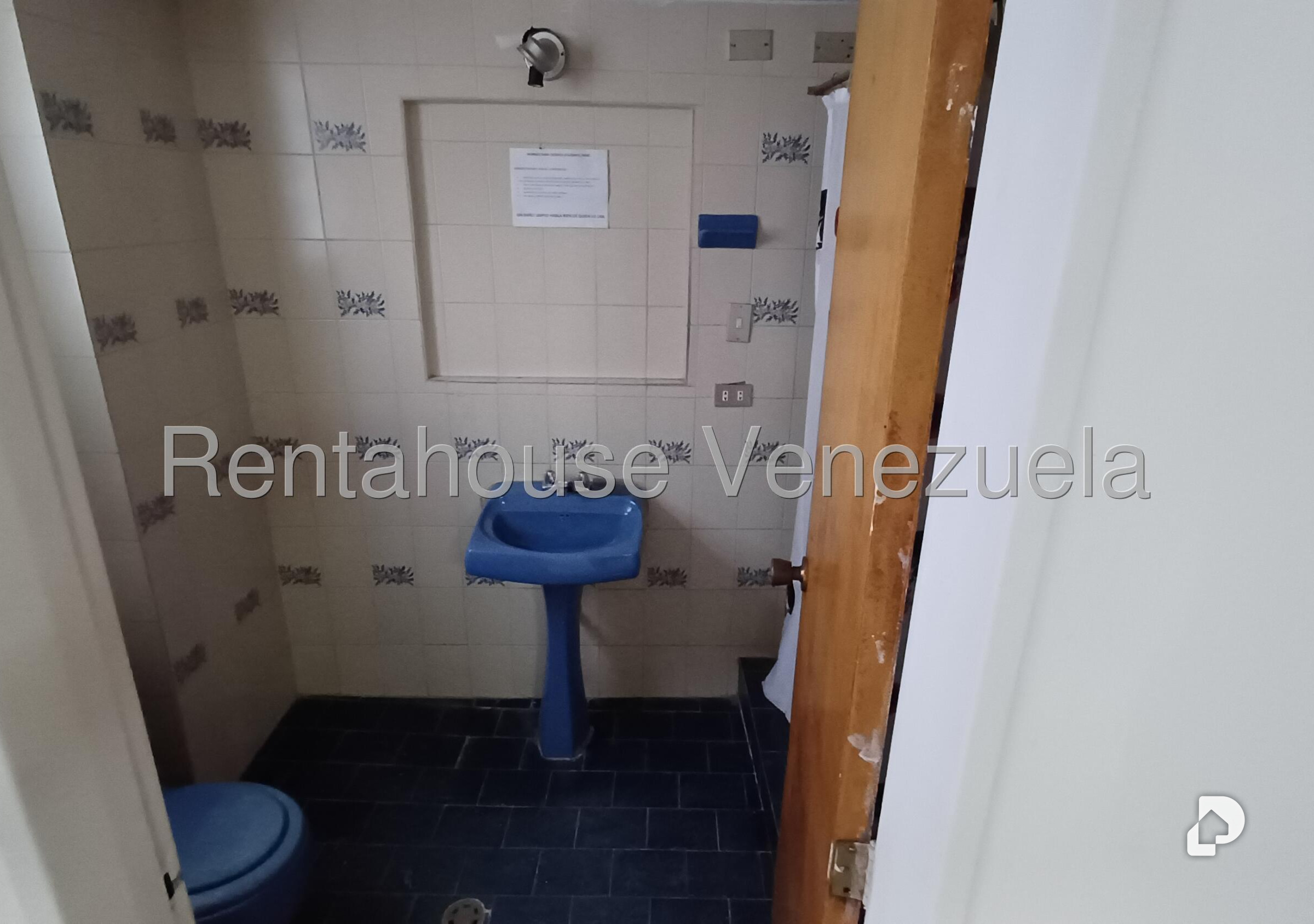 Local comercial en Prado de María, Caracas – 22
