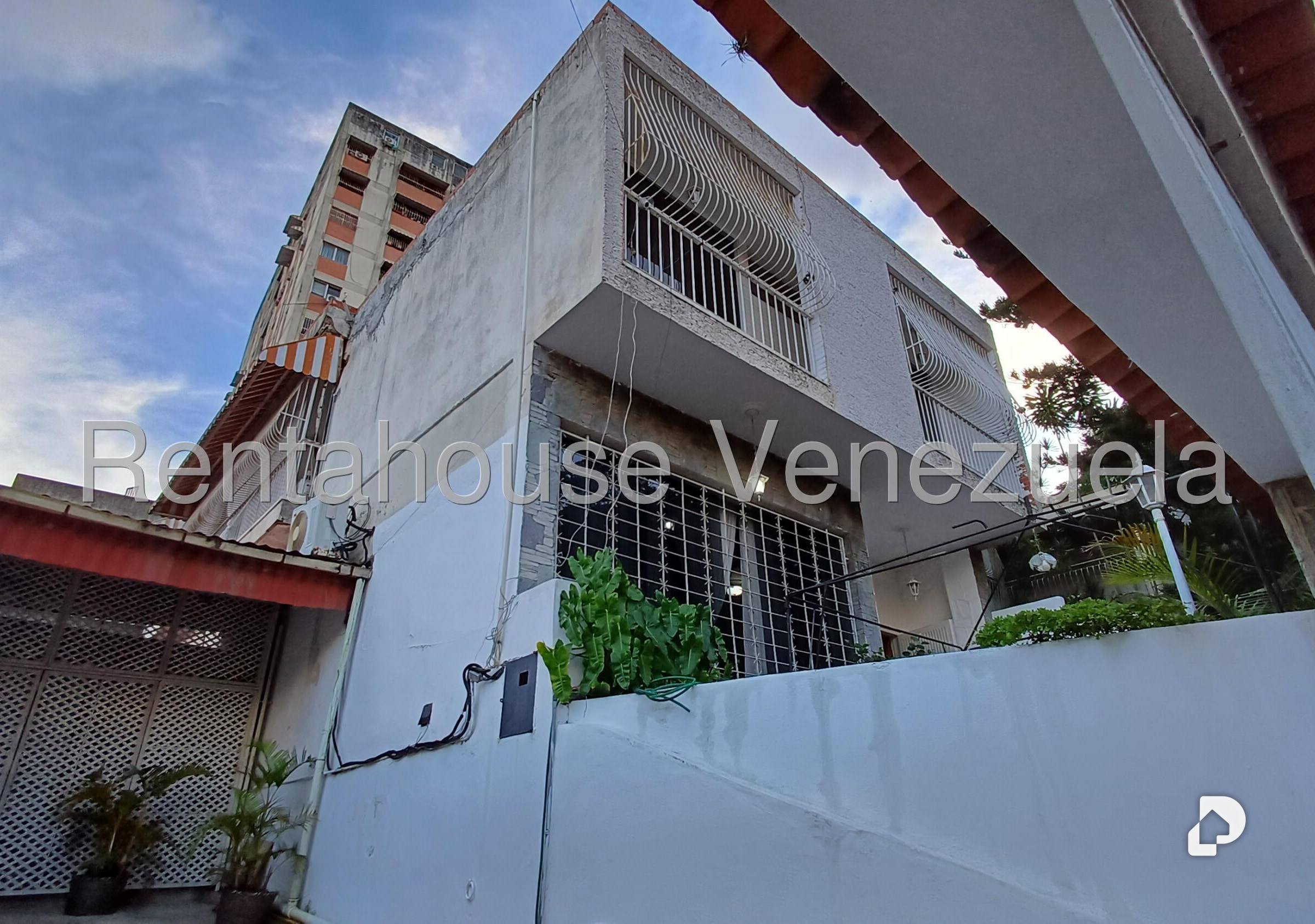 Local comercial en Prado de María, Caracas – 4