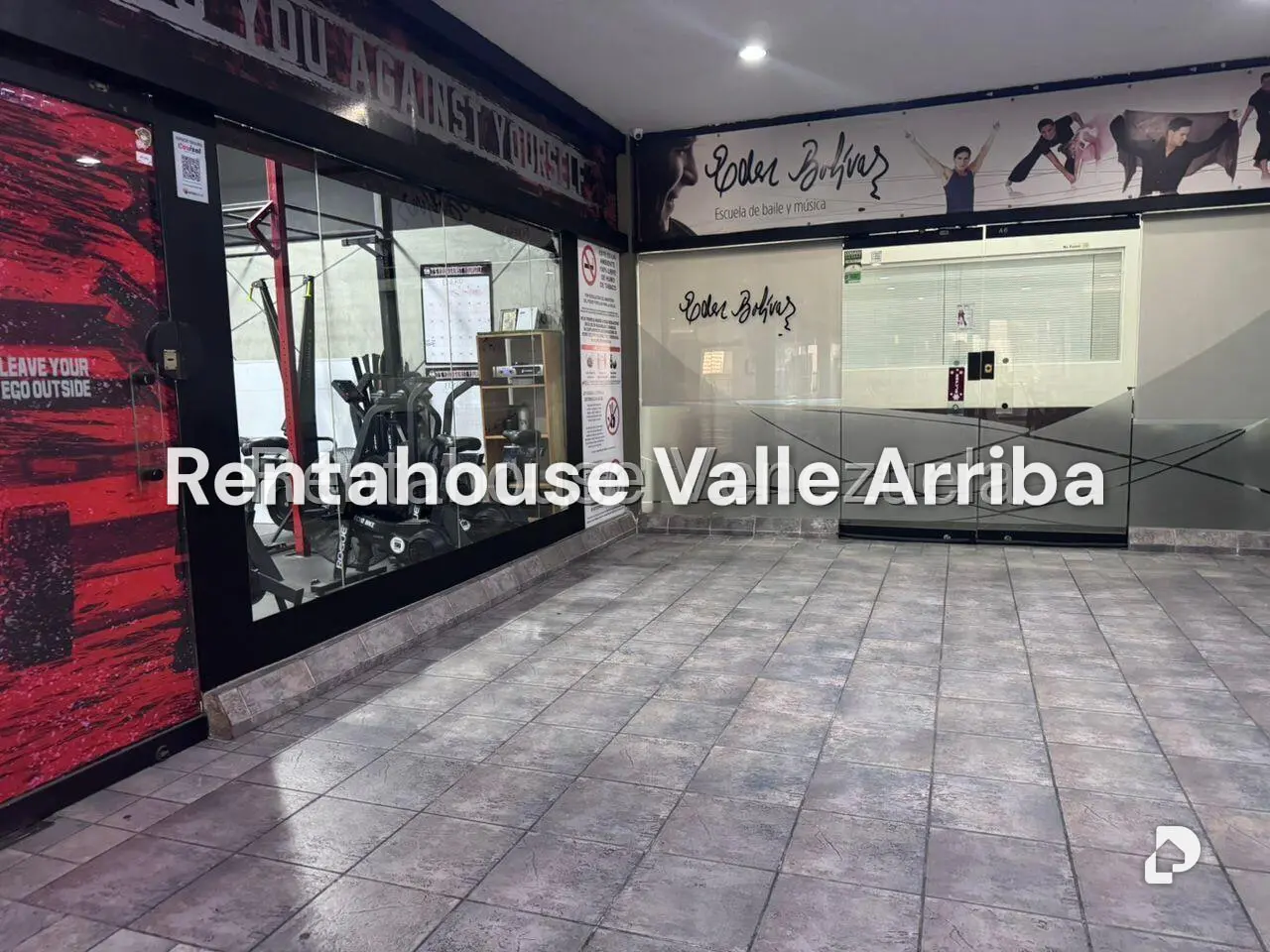 Local comercial en Los Samanes, Caracas – 16