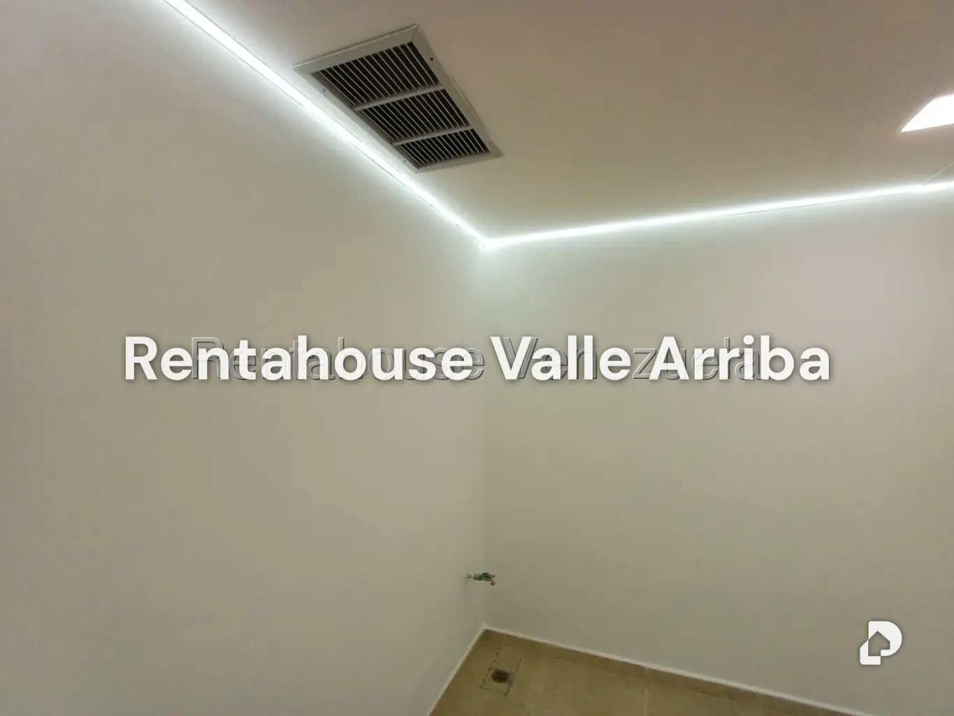 Local comercial en Los Samanes, Caracas – 7