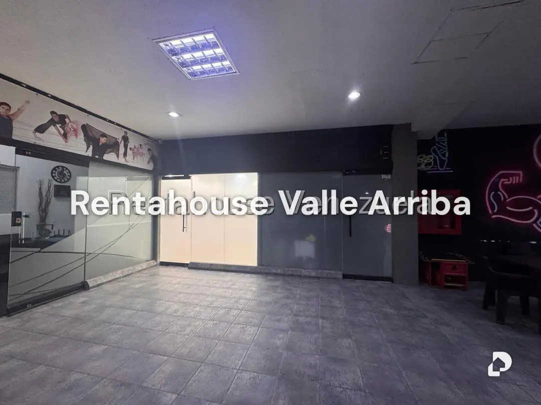 Local comercial en Los Samanes, Caracas – 15