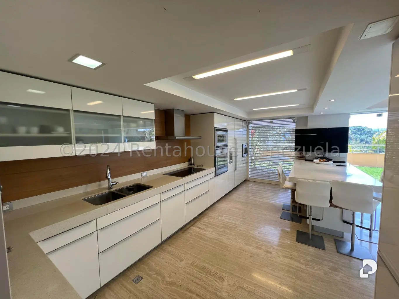 Apartamento en Los Palos Grandes, Caracas – 9