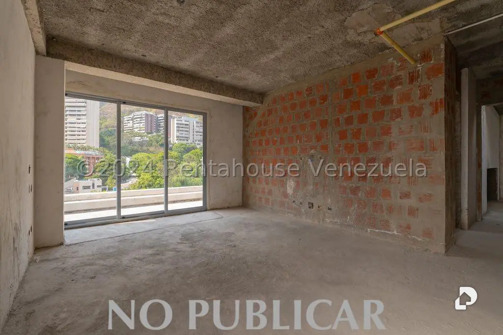 Apartamento en Altamira, Caracas – 11