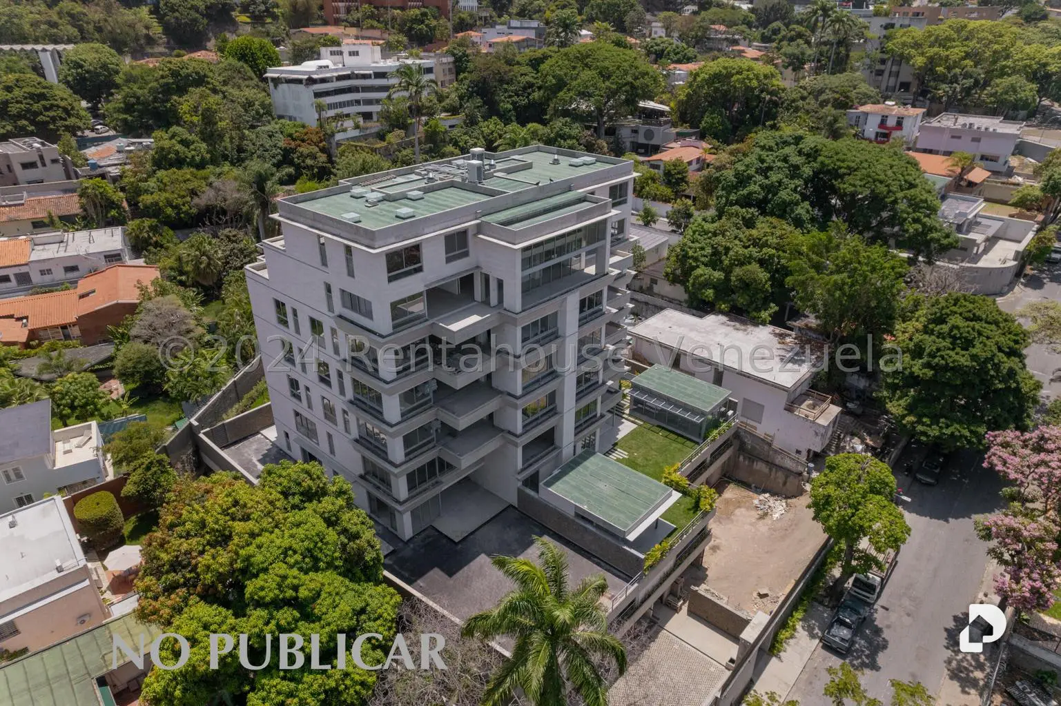 Apartamento en Altamira, Caracas – 23