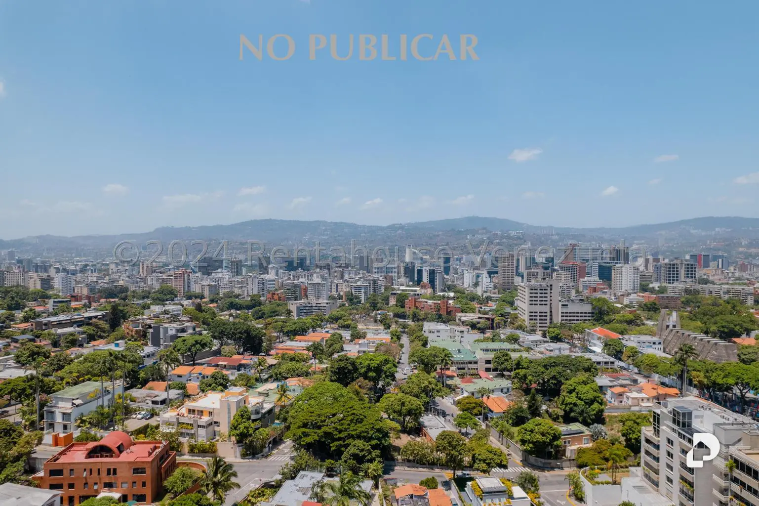 Apartamento en Altamira, Caracas – 30