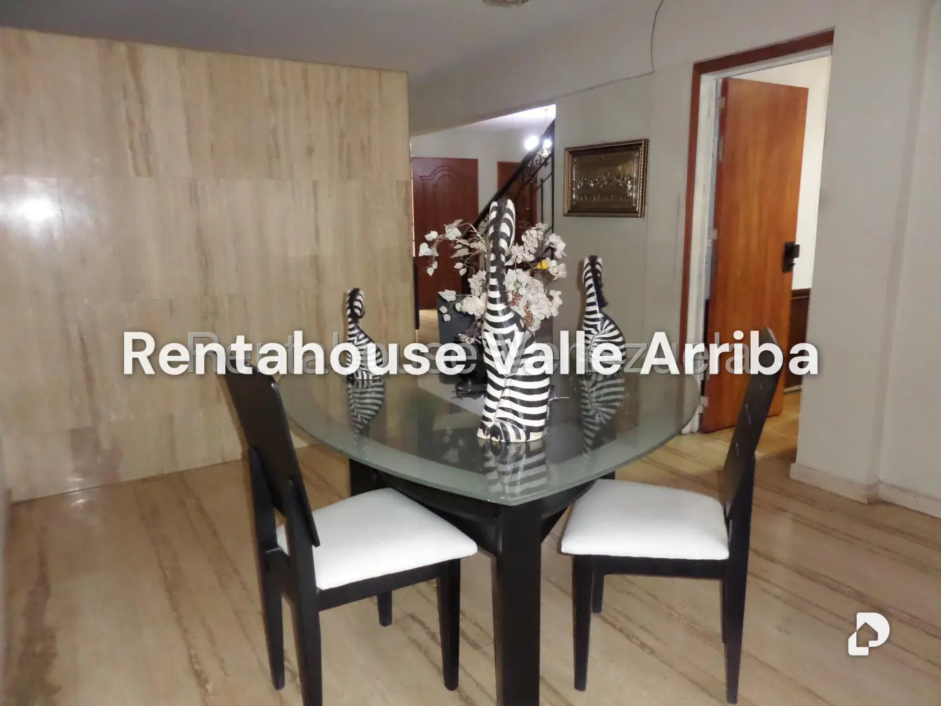 Casa en Colinas de Vista Alegre, Caracas – 11