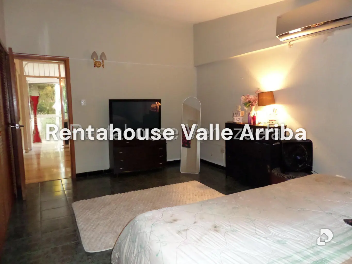Casa en Colinas de Vista Alegre, Caracas – 21