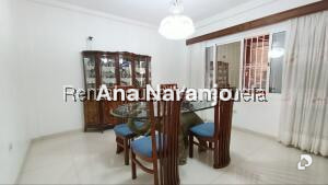 Casa en Alto Prado, Caracas – 14