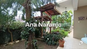 Casa en Alto Prado, Caracas – 8