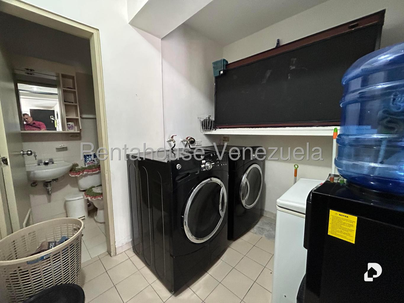 Apartamento en Los Palos Grandes, Caracas – 13