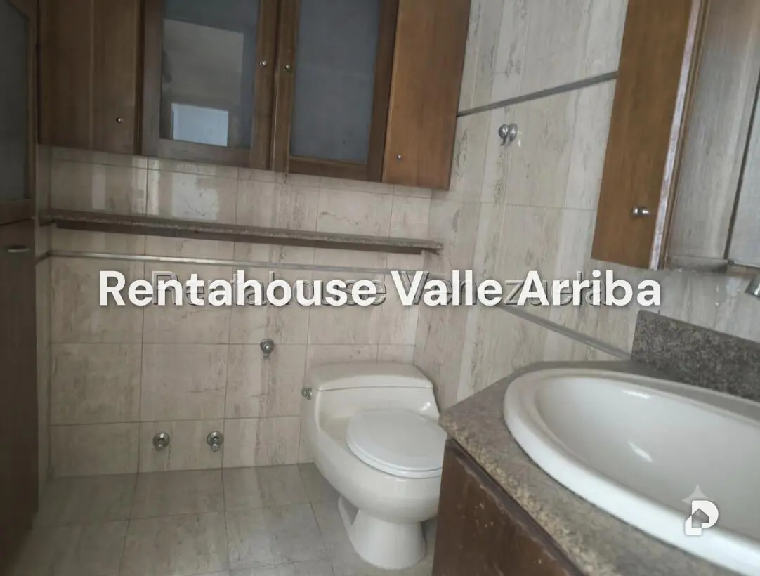 Apartamento en Los Naranjos (del Cafetal), Caracas – 24