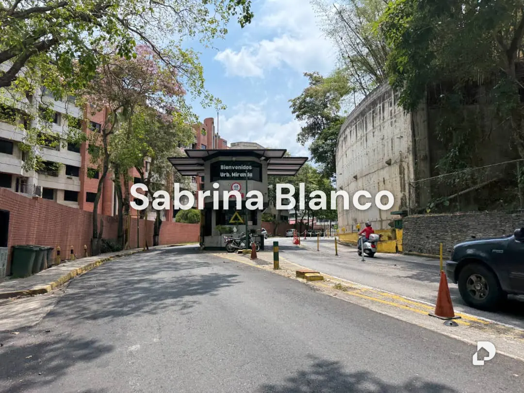 Apartamento en Urbanización Miranda, Acevedo – 2