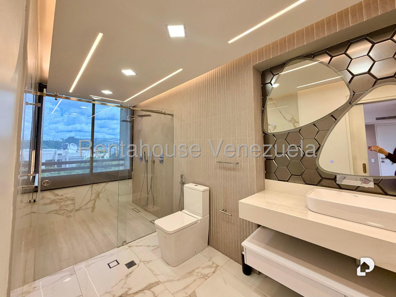 Apartment in Colinas de Valle Arriba, Caracas – 23
