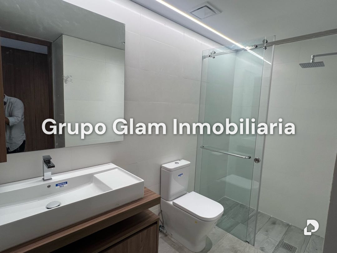 Apartamento en Las Mercedes, Caracas – 24