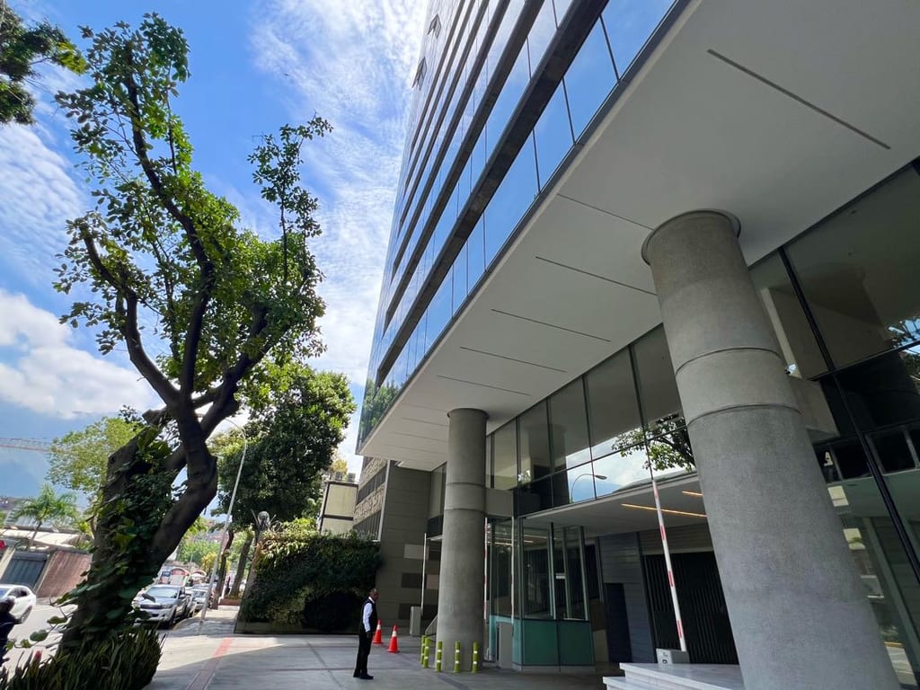 Apartamento en Las Mercedes, Caracas - 1